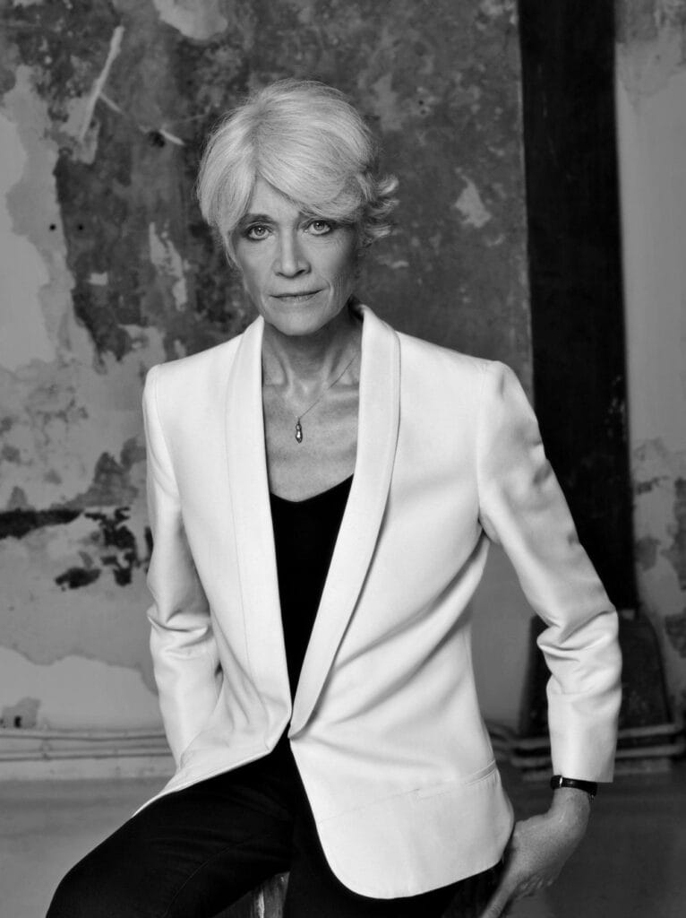 To the End (La Comedie)